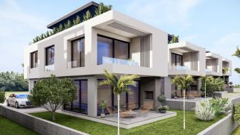 KKTC Girne Çatalköy Bölgesinde Satılık Dağ Ve Deniz Manzaralı 3+1 Villalar!