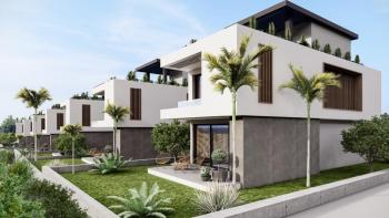 KKTC Girne Çatalköy Bölgesinde Satılık Dağ Ve Deniz Manzaralı 3+1 Villalar!