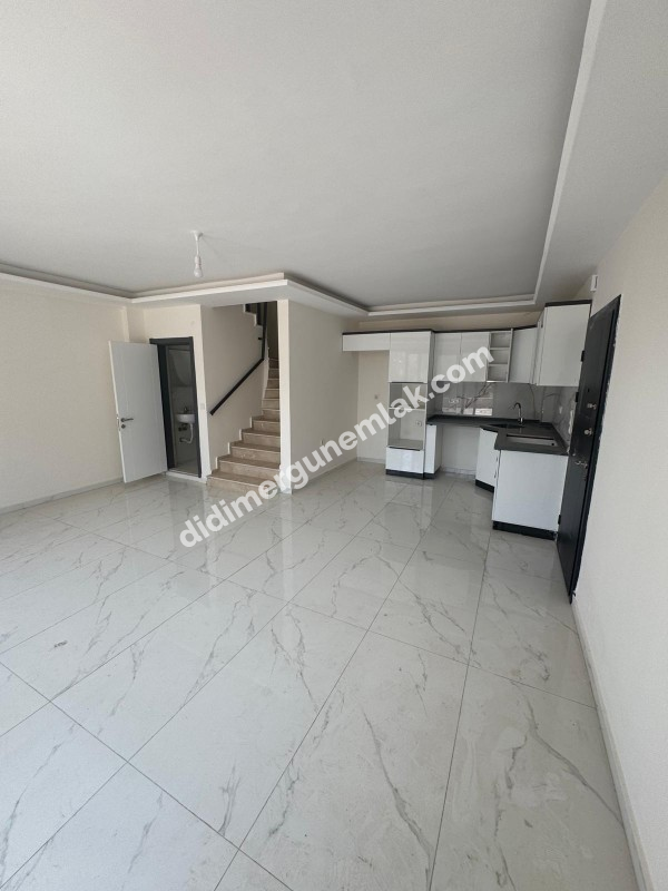  DİDİM HİSAR MAHALLESİ’NDE EŞSİZ DENİZ MANZARALI 3+1 | TERASLI | 3 KATLI | 1 YAŞINDA | 140m² NET! SATILIK VİLLA