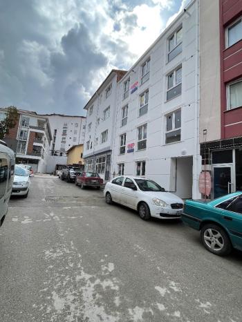 GÜVENAY - ÇORUM YAVRUTURNA ASKERLİK ŞUBESİ ARKASI SATILIK 1+1 DAİRE