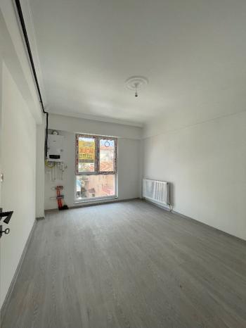 GÜVENAY - ÇORUM YAVRUTURNA ASKERLİK ŞUBESİ ARKASI SATILIK 1+1 DAİRE