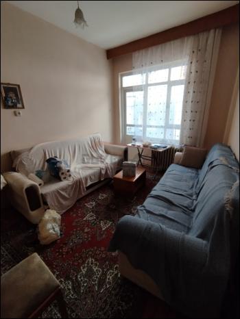GÜVENAY - ÇORUM ALBAYRAK İLKOKULU YANINDA SATILIK 3+1 ARA KAT DAİRE
