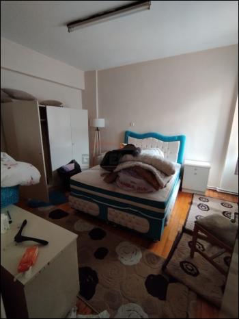 GÜVENAY - ÇORUM ALBAYRAK İLKOKULU YANINDA SATILIK 3+1 ARA KAT DAİRE