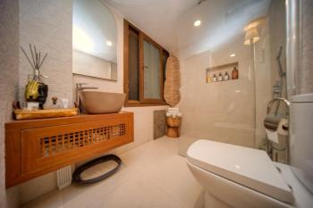 Girne Alsancak Yeşiltepe'de Muhteşem Villamız Sizi Bekliyor!