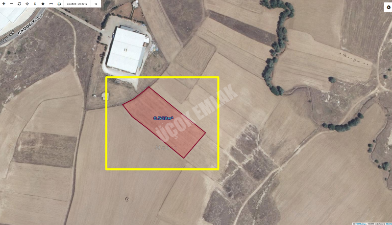 AFYON ÜÇOK EMLAKTAN İHSANİYE YAYLABAĞI MEVKİNDE 8.569M² SATILIK TARLA 