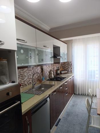 Antre Emlak'tan Satılık Bozyaka Hastanesi Yanı Cadde Üstü 3+1,130M2,Doğalgazlı,Otoparklı,Asansörlü Ebeveyn Banyolu Yeni Daire