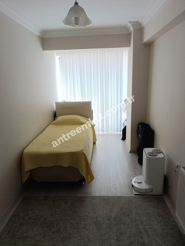 Antre Emlak'tan Satılık Bozyaka Hastanesi Yanı Cadde Üstü 3+1,130M2,Doğalgazlı,Otoparklı,Asansörlü Ebeveyn Banyolu Yeni Daire