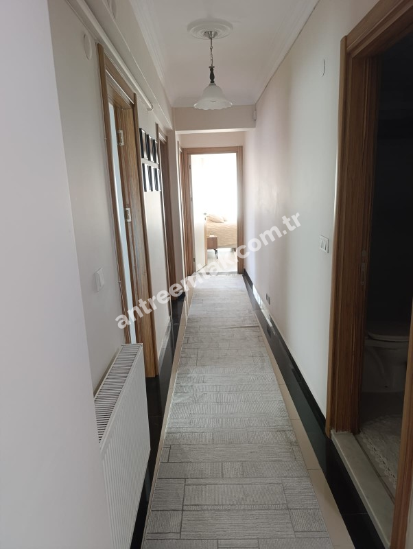 Antre Emlak'tan Satılık Bozyaka Hastanesi Yanı Cadde Üstü 3+1,130M2,Doğalgazlı,Otoparklı,Asansörlü Ebeveyn Banyolu Yeni Daire