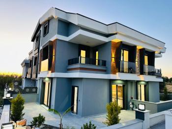DİDİM HİSAR MAHALLESİ’NDE 3+1 • 140m² NET • 3 BANYO • TERASLI & PERGULELİ • İSKANLI SATILIK MODERN VİLLA! 