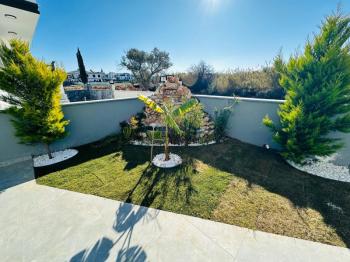 DİDİM HİSAR MAHALLESİ’NDE 3+1 • 140m² NET • 3 BANYO • TERASLI & PERGULELİ • İSKANLI SATILIK MODERN VİLLA! 