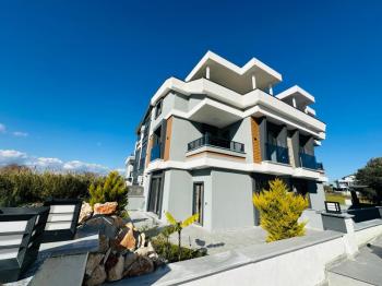 DİDİM HİSAR MAHALLESİ’NDE 3+1 • 140m² NET • 3 BANYO • TERASLI & PERGULELİ • İSKANLI SATILIK MODERN VİLLA! 