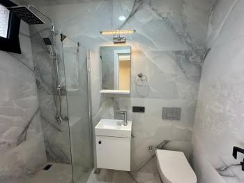 DİDİM HİSAR MAHALLESİ’NDE 3+1 • EBEVEYN BANYOLU • HAVUZLU • OTOPARKLI • 140m² NET SATILIK MODERN VİLLA!