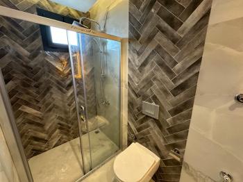 DİDİM HİSAR MAHALLESİ’NDE 3+1 • EBEVEYN BANYOLU • HAVUZLU • OTOPARKLI • 140m² NET SATILIK MODERN VİLLA!