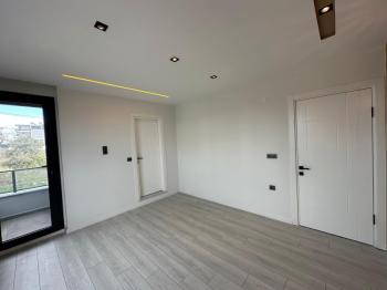DİDİM HİSAR MAHALLESİ’NDE 3+1 • EBEVEYN BANYOLU • HAVUZLU • OTOPARKLI • 140m² NET SATILIK MODERN VİLLA!