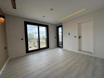 DİDİM HİSAR MAHALLESİ’NDE 3+1 • EBEVEYN BANYOLU • HAVUZLU • OTOPARKLI • 140m² NET SATILIK MODERN VİLLA!
