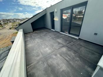 DİDİM HİSAR MAHALLESİ’NDE 3+1 • EBEVEYN BANYOLU • HAVUZLU • OTOPARKLI • 140m² NET SATILIK MODERN VİLLA!