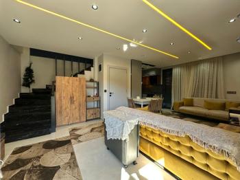 DİDİM HİSAR MAHALLESİ’NDE 3+1 • HAVUZLU • OTOPARKLI • FULL EŞYALI • PANJURLU • BİTİŞİK NİZAM SATILIK MODERN VİLLA!