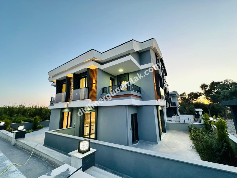 DİDİM HİSAR MAHALLESİ’NDE 3+1 • 140m² NET • 3 BANYO • TERASLI & PERGULELİ • İSKANLI SATILIK MODERN VİLLA! 