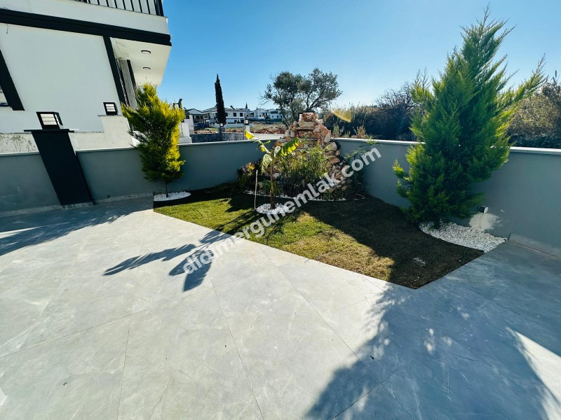 DİDİM HİSAR MAHALLESİ’NDE 3+1 • 140m² NET • 3 BANYO • TERASLI & PERGULELİ • İSKANLI SATILIK MODERN VİLLA! 