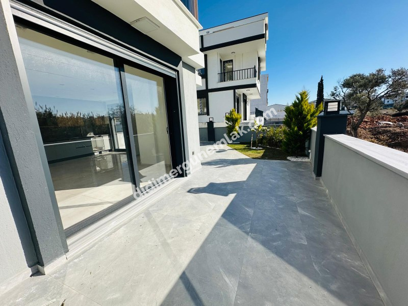 DİDİM HİSAR MAHALLESİ’NDE 3+1 • 140m² NET • 3 BANYO • TERASLI & PERGULELİ • İSKANLI SATILIK MODERN VİLLA! 