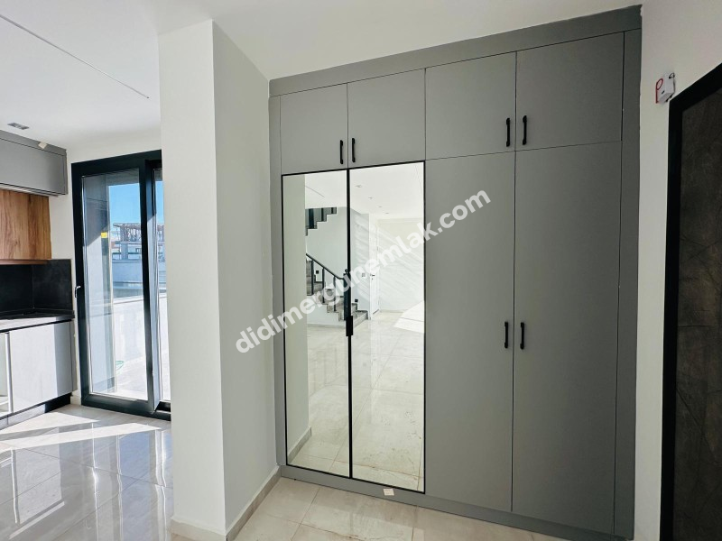 DİDİM HİSAR MAHALLESİ’NDE 3+1 • 140m² NET • 3 BANYO • TERASLI & PERGULELİ • İSKANLI SATILIK MODERN VİLLA! 