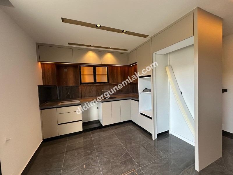 DİDİM HİSAR MAHALLESİ’NDE 3+1 • EBEVEYN BANYOLU • HAVUZLU • OTOPARKLI • 140m² NET SATILIK MODERN VİLLA!