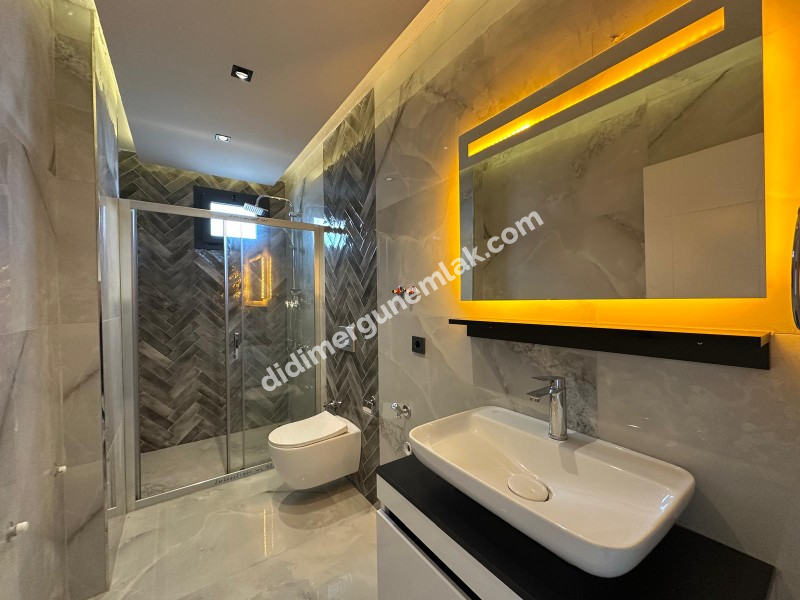DİDİM HİSAR MAHALLESİ’NDE 3+1 • EBEVEYN BANYOLU • HAVUZLU • OTOPARKLI • 140m² NET SATILIK MODERN VİLLA!