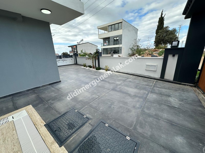 DİDİM HİSAR MAHALLESİ’NDE 3+1 • EBEVEYN BANYOLU • HAVUZLU • OTOPARKLI • 140m² NET SATILIK MODERN VİLLA!