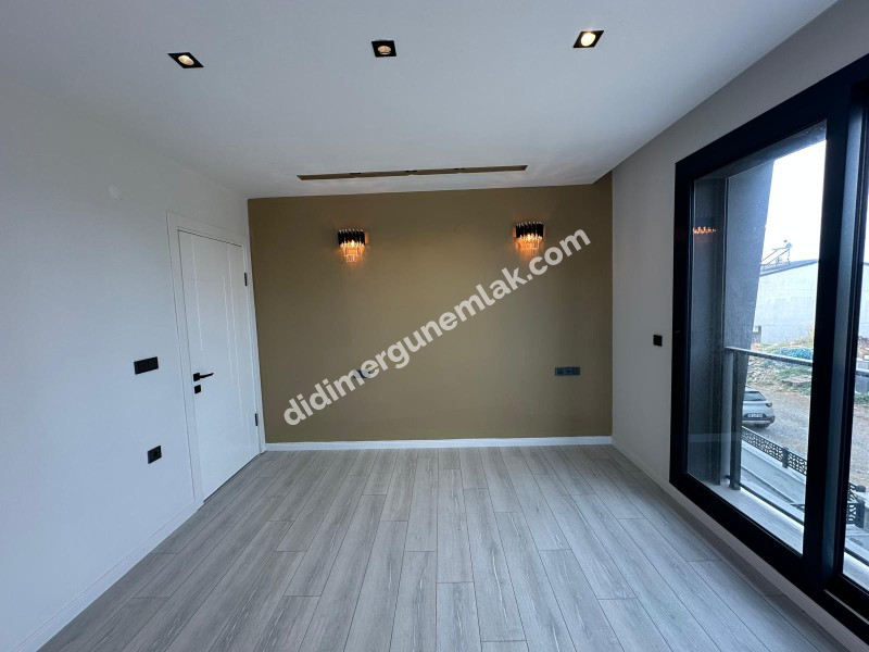 DİDİM HİSAR MAHALLESİ’NDE 3+1 • EBEVEYN BANYOLU • HAVUZLU • OTOPARKLI • 140m² NET SATILIK MODERN VİLLA!