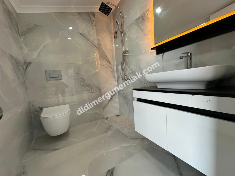 DİDİM HİSAR MAHALLESİ’NDE 3+1 • EBEVEYN BANYOLU • HAVUZLU • OTOPARKLI • 140m² NET SATILIK MODERN VİLLA!