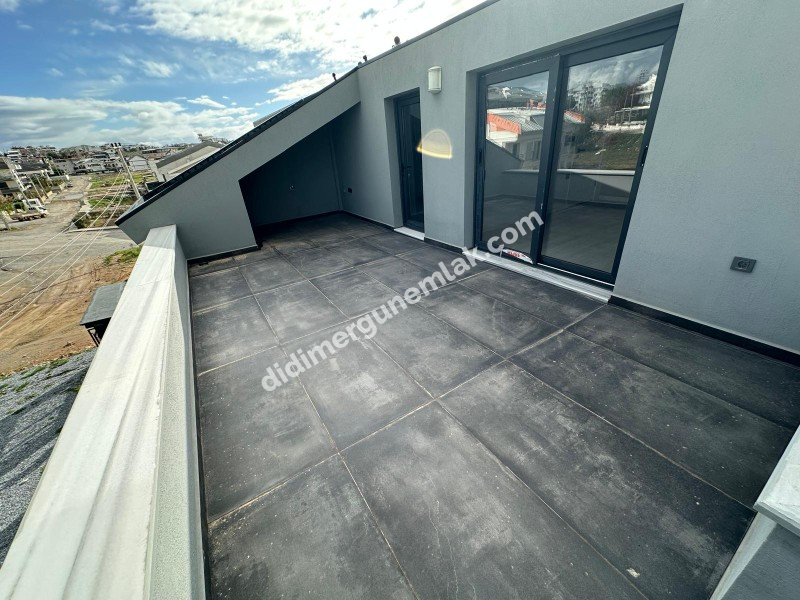 DİDİM HİSAR MAHALLESİ’NDE 3+1 • EBEVEYN BANYOLU • HAVUZLU • OTOPARKLI • 140m² NET SATILIK MODERN VİLLA!