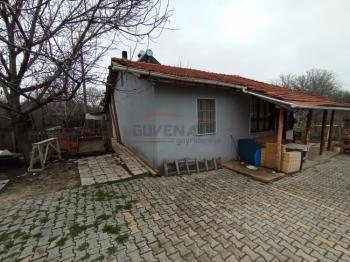 Güvenay - Çorum İçeri Dere Bağları Evli Satılık Bağ