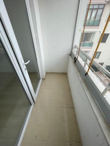 Güvenay - Çorum Adil Can Demir Parkı Altı 3+1 Bakımlı Daire