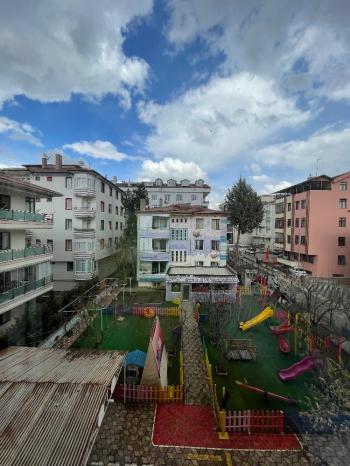 Güvenay - Çorum Adil Can Demir Parkı Altı 3+1 Bakımlı Daire