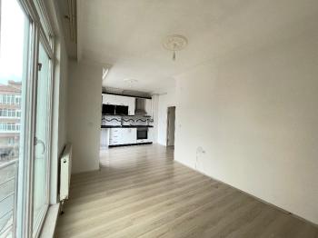 Güvenay - Çorum Adil Can Demir Parkı Altı 3+1 Bakımlı Daire