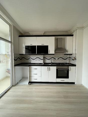Güvenay - Çorum Adil Can Demir Parkı Altı 3+1 Bakımlı Daire