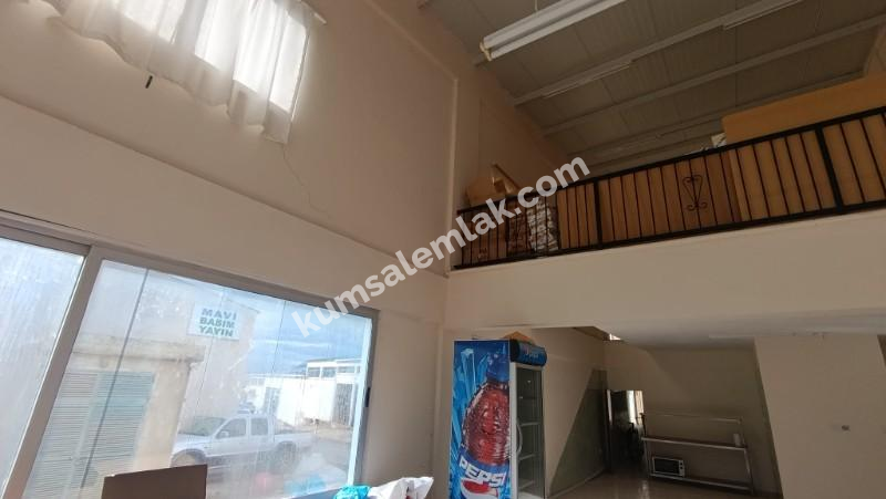 LEFKOŞA SANAYI'DA AYLIK ÖDEMELİ  KİRALIK  İŞ YERİ 