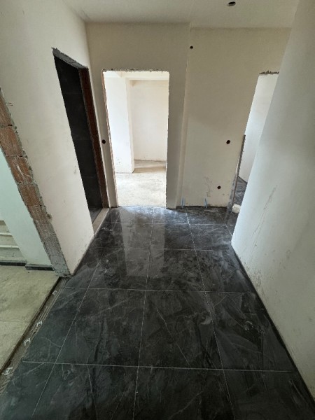 Çırçır'da Arakat 2+1 Balkonlu Sıfır Satılık Daire