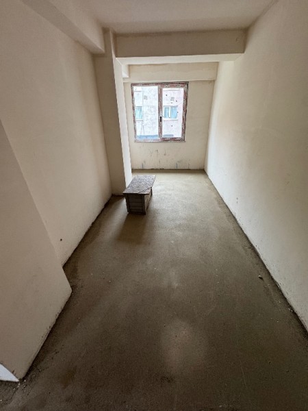 Çırçır'da Arakat 2+1 Balkonlu Sıfır Satılık Daire