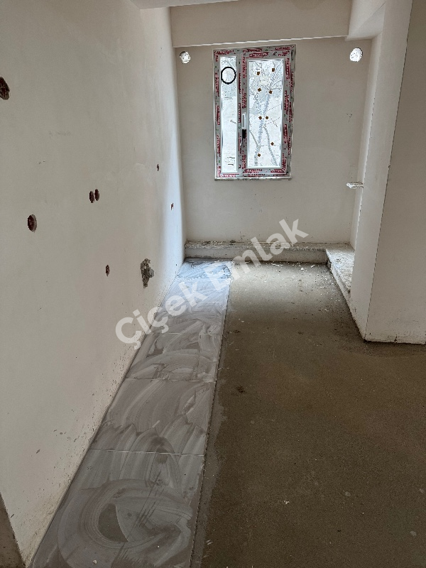 Çırçır'da Yatırımlık Yüksek Giriş 1+1 Sıfır Satılık Daire