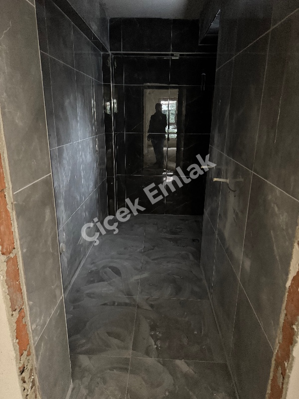Çırçır'da Yatırımlık Yüksek Giriş 1+1 Sıfır Satılık Daire