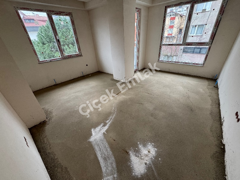 Çırçır'da Arakat 2+1 Balkonlu Sıfır Satılık Daire