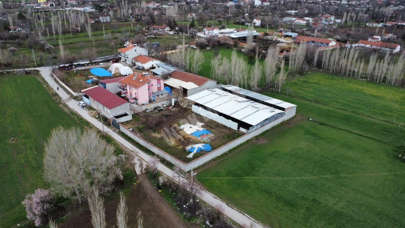 AFYON ÜÇOK EMLAKTAN ATAKÖY DE  3.241M²  SATILIK ÇİFTLİK  