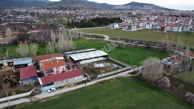 AFYON ÜÇOK EMLAKTAN ATAKÖY DE  3.241M²  SATILIK ÇİFTLİK  