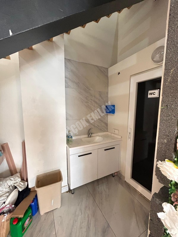 AFYON ÜÇOK EMLAKTAN  YENİCE MAH SATILIK 120M² SATILIK DÜKKAN 