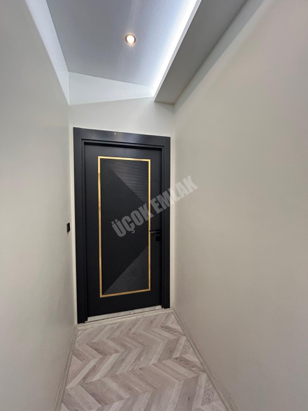 AFYON ÜÇOK EMLAKTAN  YENİCE MAH SATILIK 120M² SATILIK DÜKKAN 