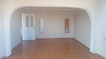 Antre Emlak'tan Kiralık Şehit Fethi Bey Okulu Yanı Cadde Üstü 2+1,100 M2 Bakımlı Ferah Daire