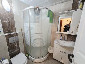 DİDİM ÇAMLIK MAHALLESİ’NDE CUMA PAZARI YANI SOKAKTA, FULL EŞYALI – MODERN DİZAYNLI – KAPALI GENİŞ BALKONLU 2+1 SATILIK FIRSAT DAİRE!