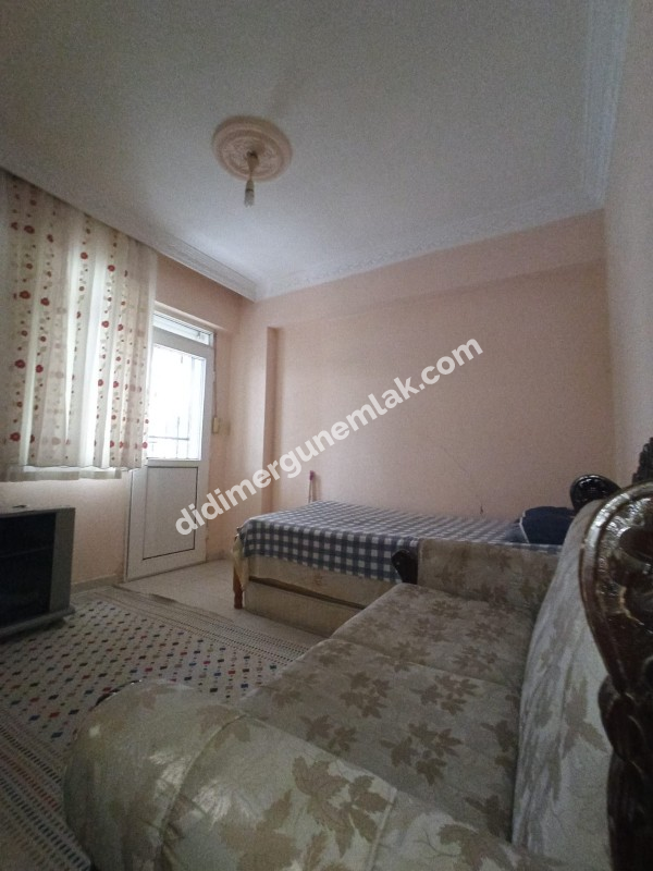 DİDİM ÇAMLIK MAHALLESİ’NDE NAZİLLİ KASAP YANI | FULL EŞYALI | KLİMALI | AÇIK MUTFAK | GENİŞ BALKONLU | FERAH ODALI 65m² 2+1 FIRSAT DAİRE! 