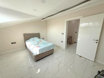 Didim'de Satılık 4+1 Ayrı Mutfaklı Villa